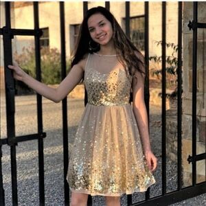 Dress Sleeveless Special Occasion Gold Sequin Hidden Back Zip Juniors Size 3